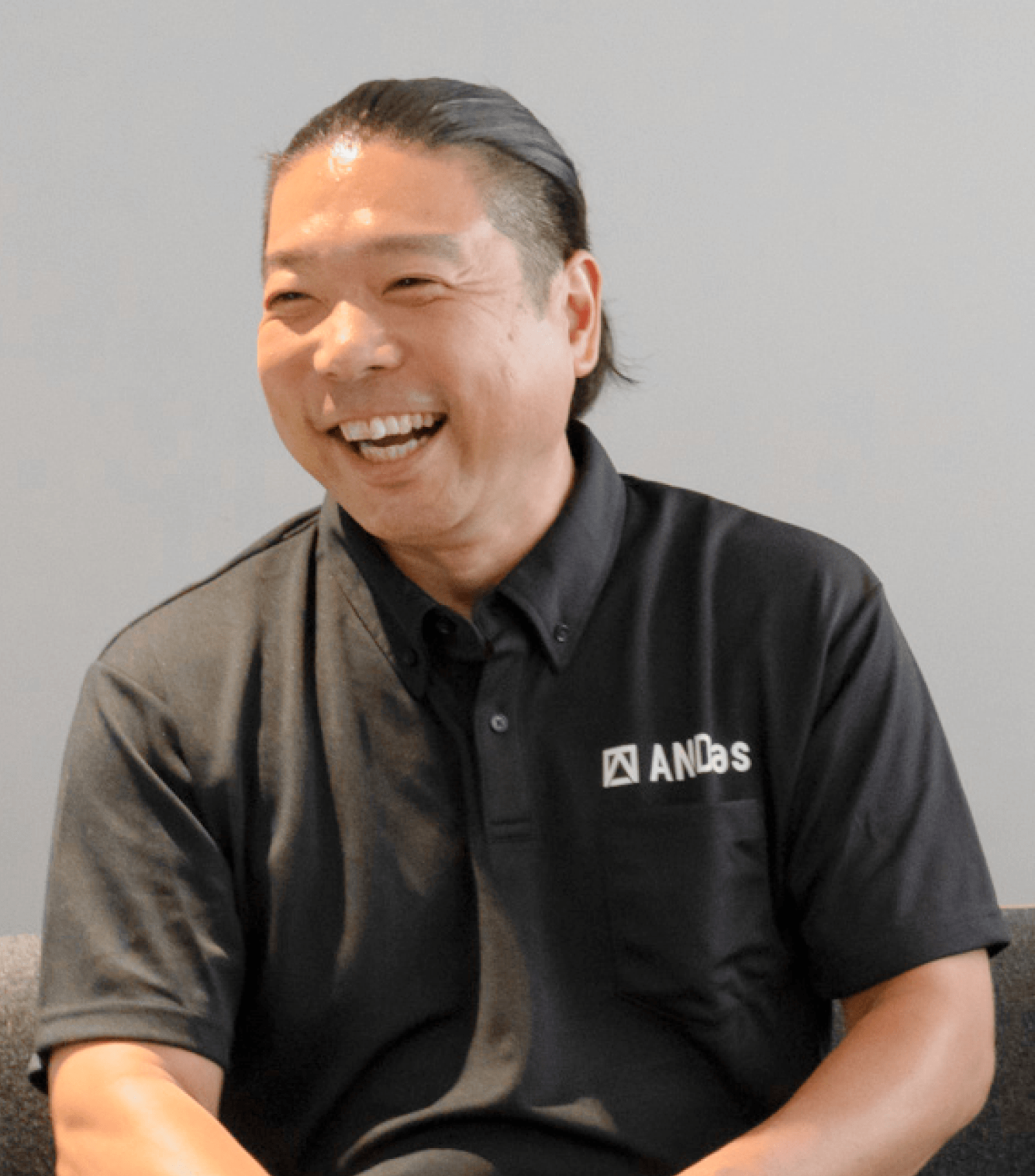 笑顔の佐園さん